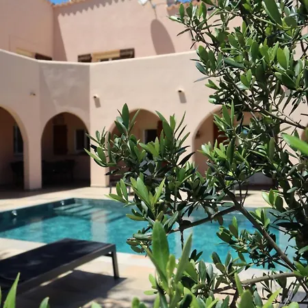 Villa La De Mierlo Llauro