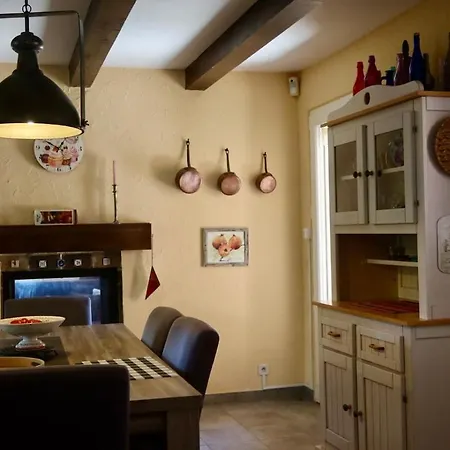 La De Mierlo Villa